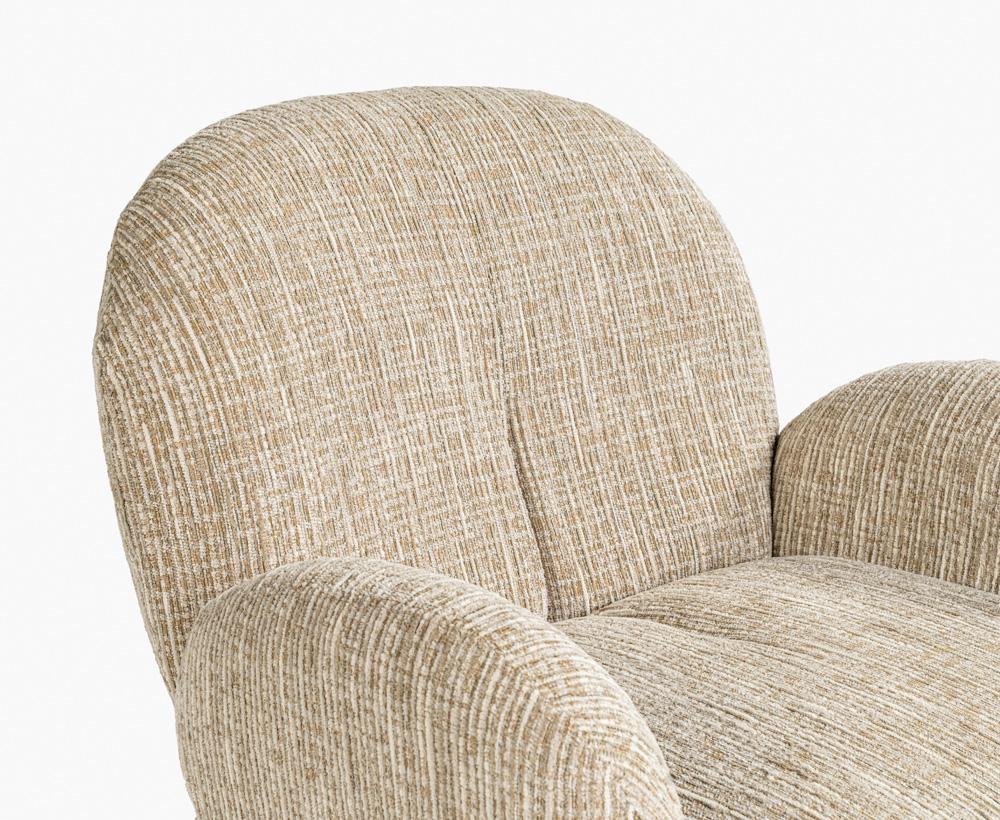 Mallow accent chair
