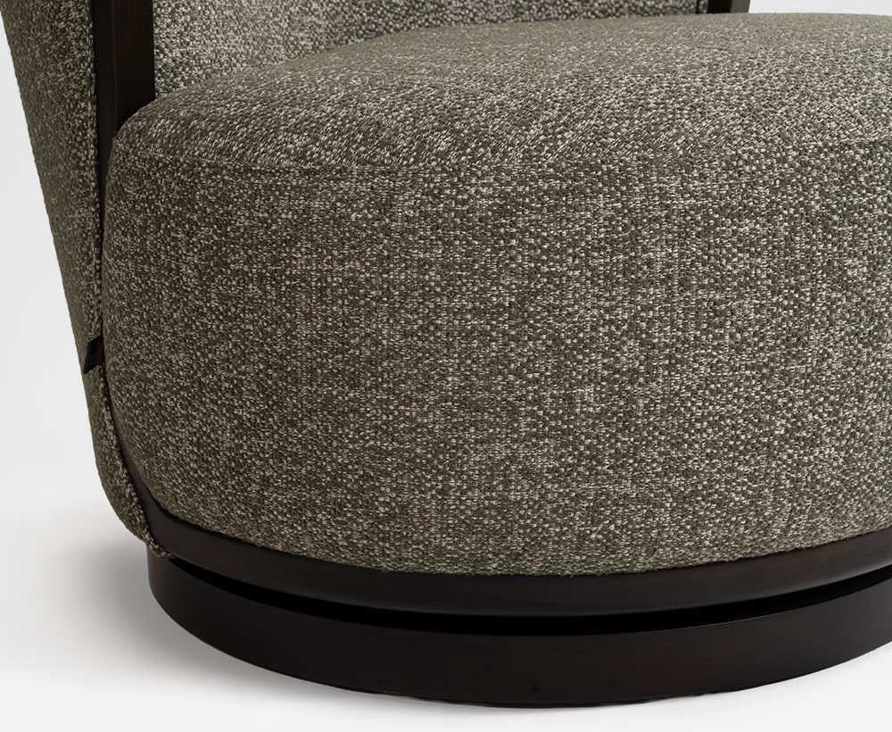 Solaire accent chair