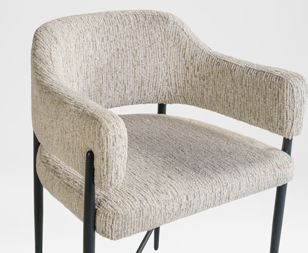 Davin dining armchair