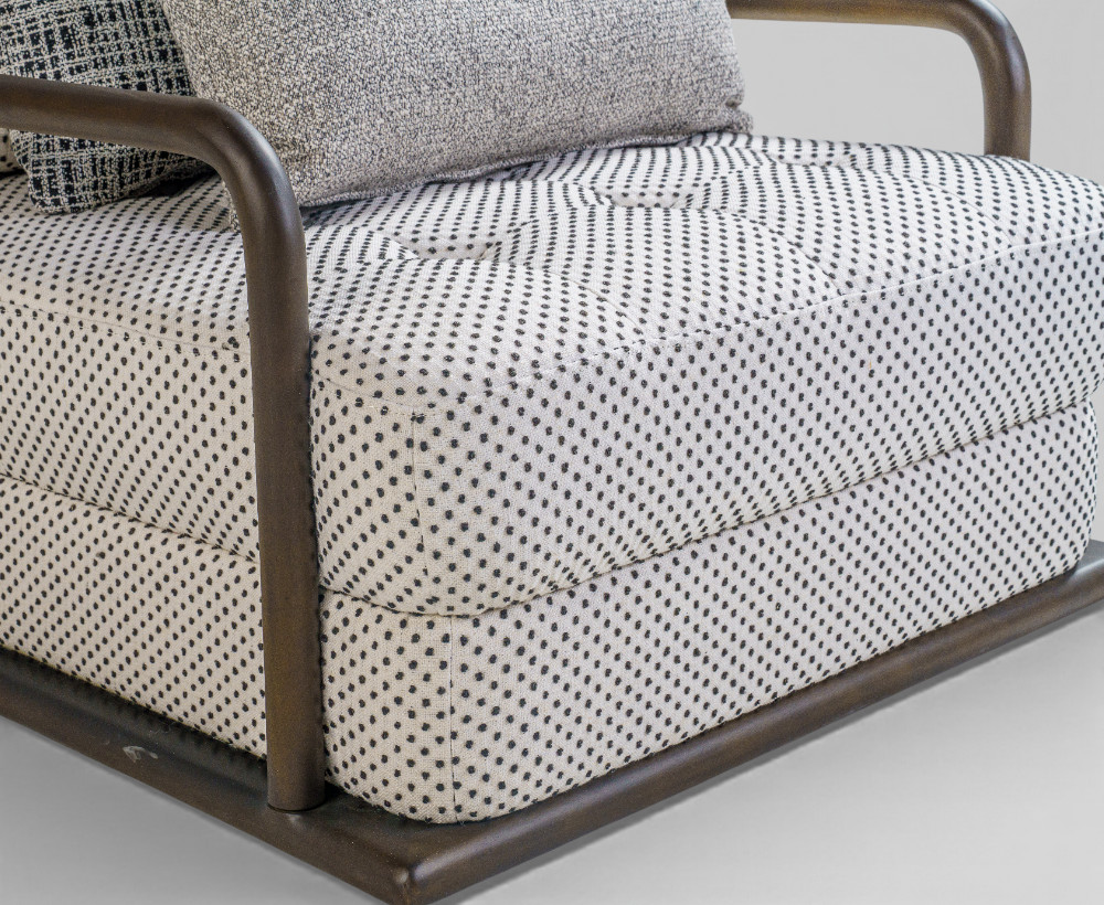 Vittoria Single Seater Sofa