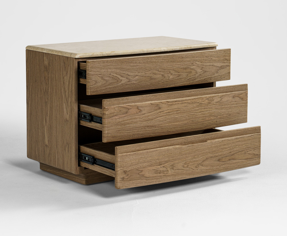 Ryleigh nightstand with 3 drawers