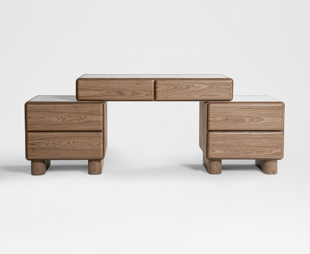 Shirley vanity table