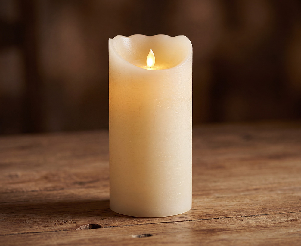 Qamar LED Candle