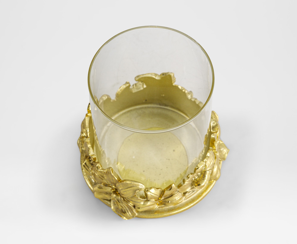 Petalz Polyresin Candleholder - 13.7X12.6 CM